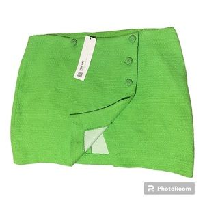 NWT. Women’s Zara Bright Green Mini Skirt. Size Large. 30% Recycled Cotton.